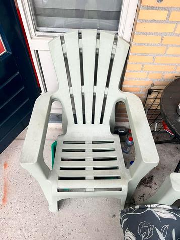 4 stevige tuinstoelen – klaar voor gebruik! beschikbaar voor biedingen