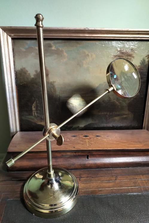 Messing tafel loep (vergrootglas/ loupe/ leesloep), Hobby en Vrije tijd, Vergrootglazen, Loepen en Loeplampen, Gebruikt, Vergrootglas of Loep