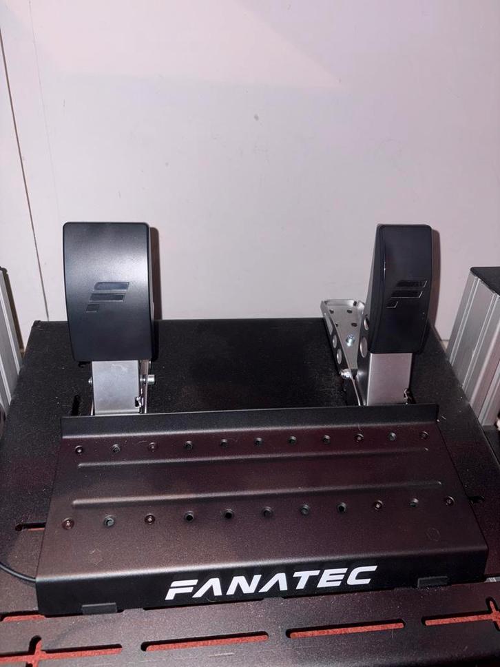 Fanatec CSL Pedalen, Spelcomputers en Games, Spelcomputers | Overige, Zo goed als nieuw, Ophalen