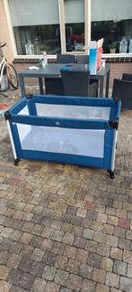 Campingbed+bijbehorend matras, Ophalen, Zo goed als nieuw, Reisbedje