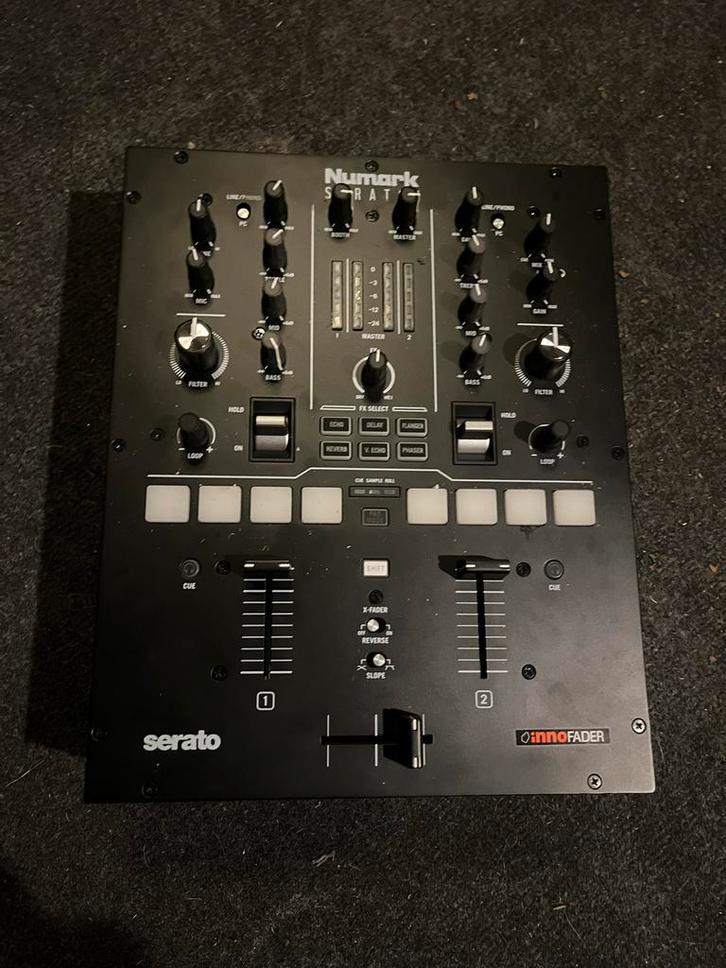 Numark Scratch DJ Mixer - Topstaat!, Muziek en Instrumenten, Mengpanelen, Zo goed als nieuw, Minder dan 5 kanalen, Microfooningang