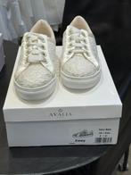 Trouw schoen sneaker van kant Zoey maat 37 Avalia NIEUW, Wit, Nieuw, Ophalen of Verzenden, Sneakers of Gympen