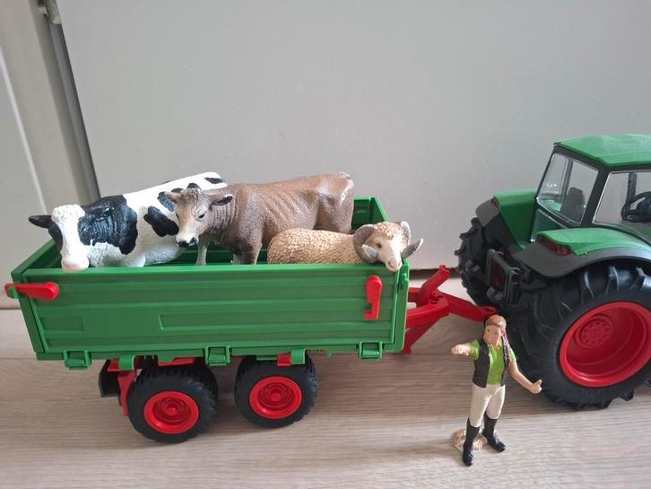 Schleich Tractor met dieren, Kinderen en Baby's, Speelgoed | Speelgoedvoertuigen, Zo goed als nieuw, Ophalen of Verzenden