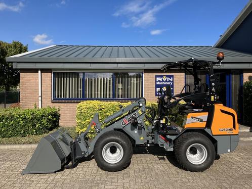 GIANT G 2500 HD Xtra, Zakelijke goederen, Machines en Bouw | Kranen en Graafmachines, Wiellader of Shovel, Ophalen of Verzenden