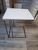 Hoogglans wit bijzettafeltje met rvs onderstel, Huis en Inrichting, Ophalen, Gebruikt, Rechthoekig, Minder dan 55 cm