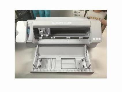 Silhouette Cameo 4 Snijplotter + Folies & Accessoires, Hobby en Vrije tijd, Overige Hobby en Vrije tijd, Zo goed als nieuw, Ophalen of Verzenden