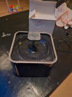 Waterfontein poezen/katten + 6 nieuwe filters, Dieren en Toebehoren, Kattenvoerbakken en Drinkbakken, Ophalen, Nieuw