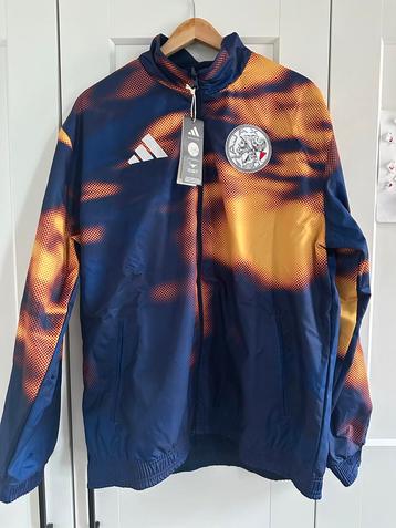 Ajax-Pre Match tracktop 2025-2026- Nieuw! Maat L beschikbaar voor biedingen