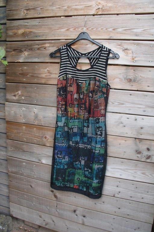 Zomerjurk zwart/ kleur Eroke mt IT42 (EU36) Vaste prijs, Kleding | Dames, Jurken, Zo goed als nieuw, Maat 36 (S), Zwart, Knielengte