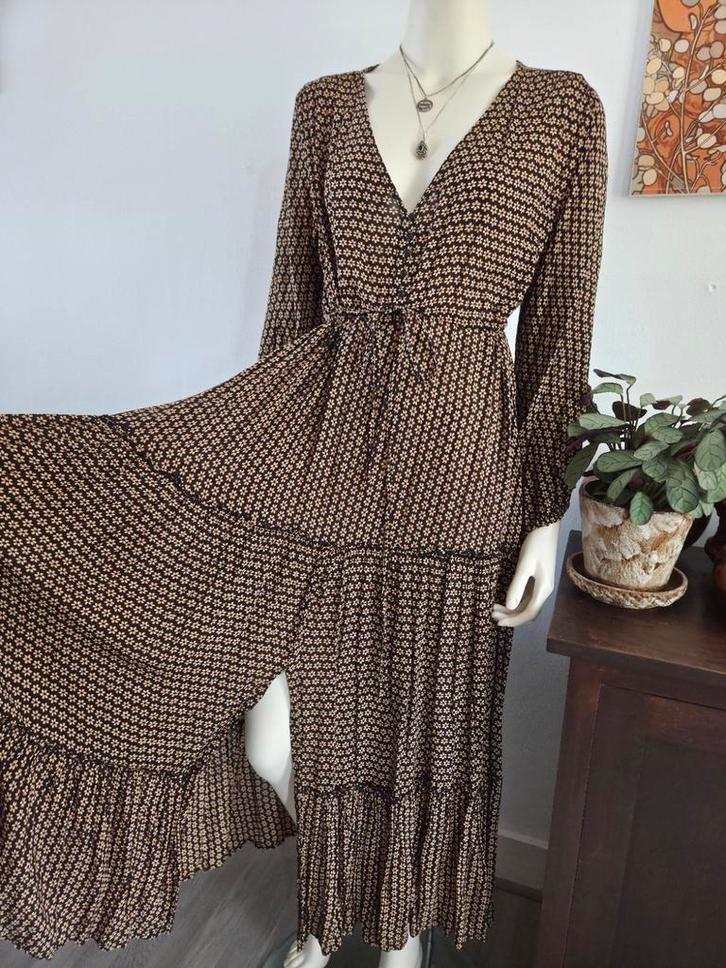 Bindi maxi jurk met bloemenprint boho hippie, Kleding | Dames, Jurken, Zo goed als nieuw, Maat 42/44 (L), Overige kleuren, Onder de knie