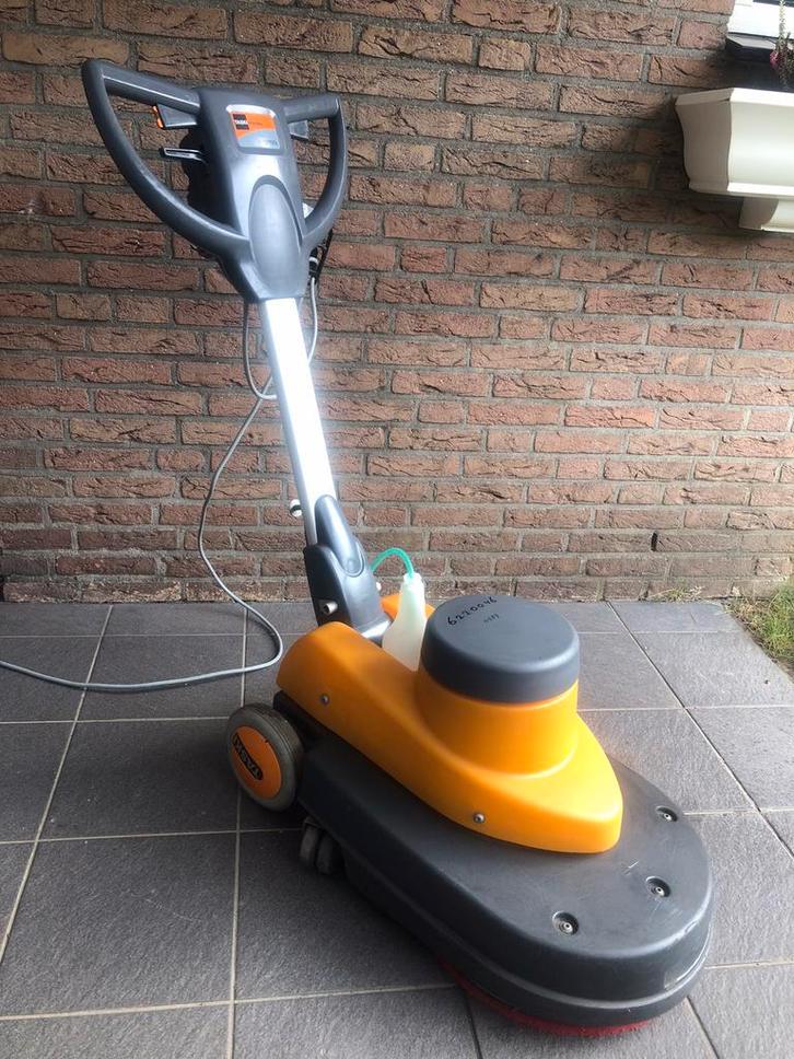 Taski poetsmachine in zeer nette staat, Doe-het-zelf en Verbouw, Reinigingsmachines, Zo goed als nieuw, Schrobmachine, Ophalen