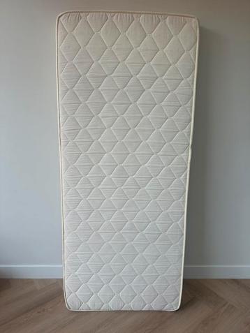 Matras 80 x 186 cm - zo goed als nieuw beschikbaar voor biedingen