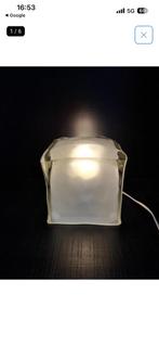 IVIKEN ICE CUBE. —  IKEA DESIGN., Huis en Inrichting, Lampen | Tafellampen, Ophalen of Verzenden, Zo goed als nieuw, Glas, Minder dan 50 cm