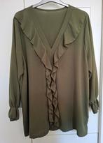 Groene blouse met ruches maat 48, Ophalen of Verzenden, Zo goed als nieuw, Groen, Shirt of Top