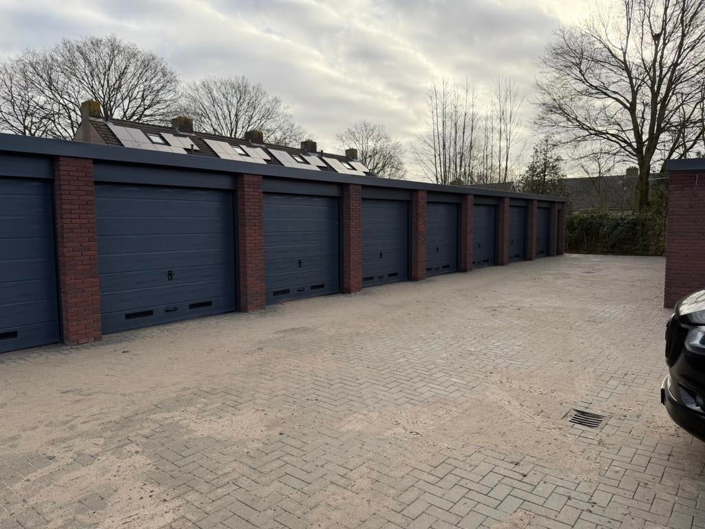Garagebox te huur of opslagruimte Feanwâlden, Auto diversen, Autostallingen en Garages