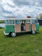 Volkswagen  T2 camper Barndoors 1983  prijs is excl BTW., Auto's, 1325 kg, 1600 cc, 7 stoelen, Handgeschakeld