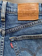 Levis’s Ribcage Korte Broek maat 23, Blauw, Overige jeansmaten, Ophalen of Verzenden, Zo goed als nieuw