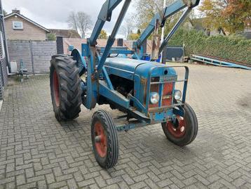 Fordson Major Diesel Met Voorlader beschikbaar voor biedingen