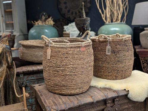 Rieten manden handgemaakte waterhyacint meubels en decoratie, Huis en Inrichting, Woonaccessoires | Schalen en Manden, Zo goed als nieuw