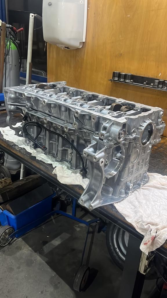 BMW N55 N55B30a onderblok met krukas en zuigers NIEUW!, Auto-onderdelen, Motor en Toebehoren, BMW, Nieuw, Ophalen