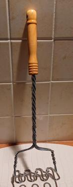 Aardappelstamper met houten handvat, Antiek en Kunst, Ophalen of Verzenden