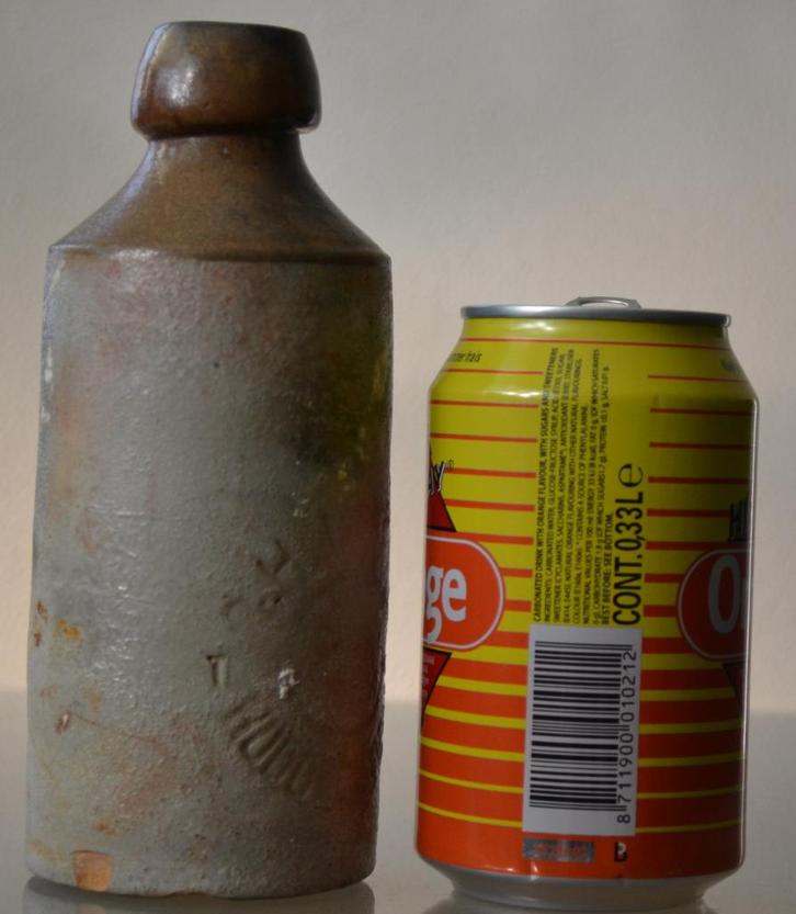 oud kruikje drank keramiek aardewerk kj12, Antiek en Kunst, Curiosa en Brocante, Ophalen