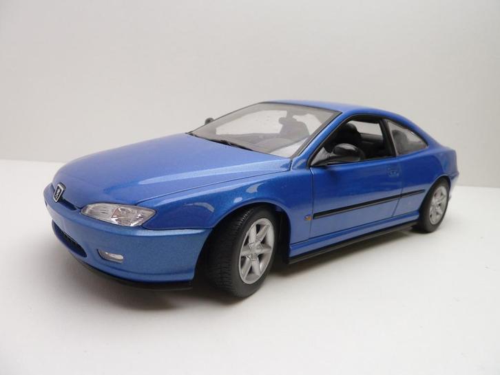 Peugeot 406 Coupe Pininfarina  '' Gate Models  '', Hobby en Vrije tijd, Modelauto's | 1:18, Gebruikt, Overige merken, Ophalen of Verzenden
