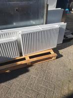 Radiator zo goed als nieuwe 80x50, Ophalen, 30 tot 80 cm, Radiator, Zo goed als nieuw