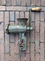 Antieke vleesmolen / gehaktmolen, Antiek en Kunst, Antiek | Keukenbenodigdheden, Ophalen