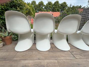 3 Panton Chair stoelen van Vitra beschikbaar voor biedingen