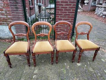 Set van 4 Engelse antieke Victoriaanse mahonie stoelen.