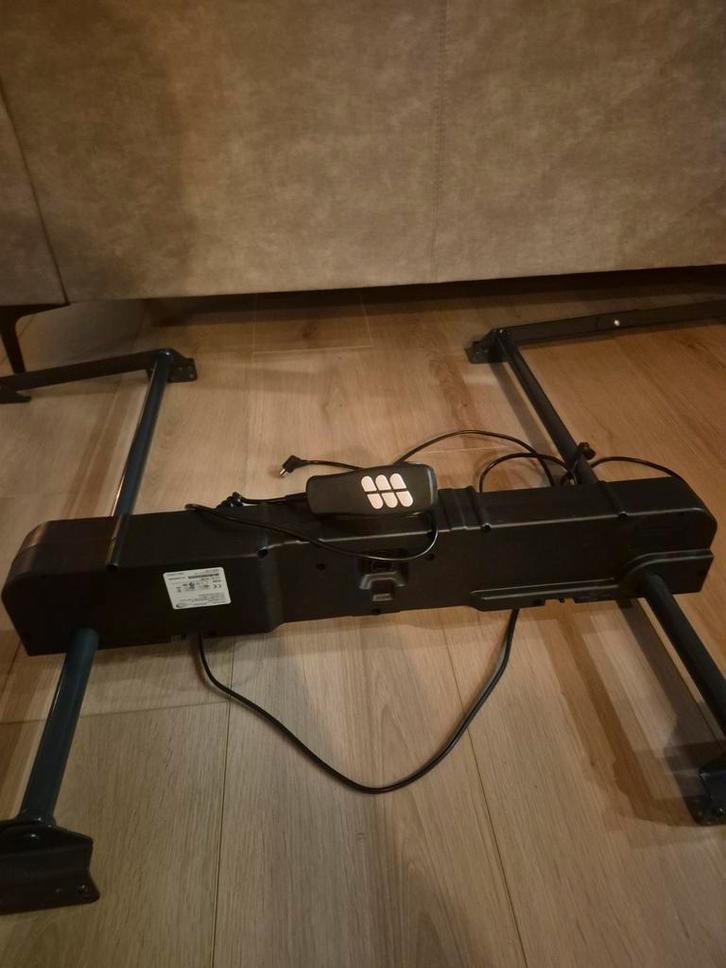 Limoss Motor voor Verstelbare Lattenbodem 90x200, Huis en Inrichting, Slaapkamer | Matrassen en Bedbodems, Gebruikt, Bedbodem