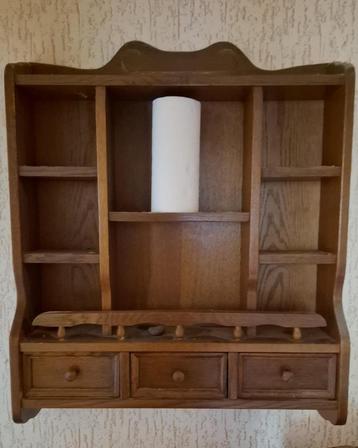 Gratis wandmeubel  beschikbaar voor biedingen