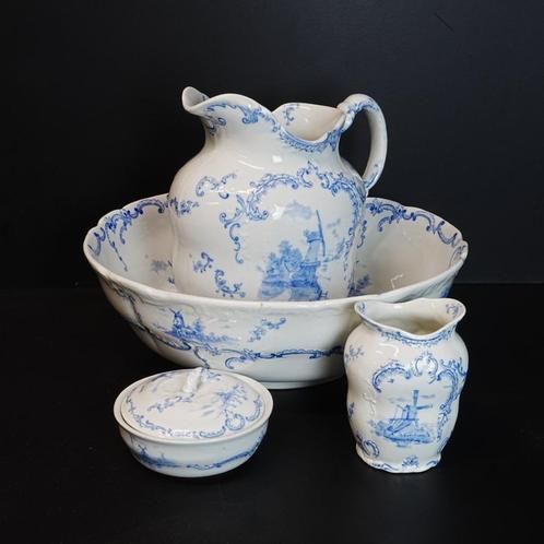 Antiek groot 4 delig Delfs blauw lampetset., Huis en Inrichting, Badkamer | Badtextiel en Accessoires, Zo goed als nieuw, Overige typen