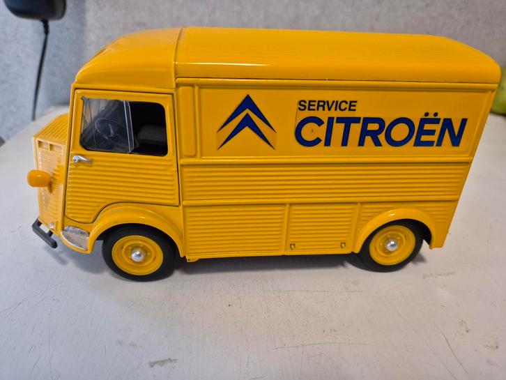 Citroen HY 1962  van Solido schaal 1:21, Hobby en Vrije tijd, Modelauto's | 1:18, Zo goed als nieuw, Auto, Solido, Ophalen of Verzenden