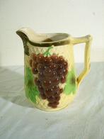 Antieke kan met druiven van St. Clement, Ophalen of Verzenden