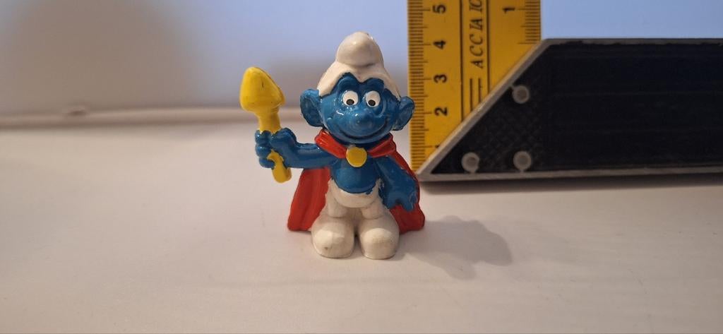 Smurf poppetje koning bully peyo (29.5), Verzamelen, Smurfen, Duitsland, Verschillende Smurfen, ., Ophalen of Verzenden