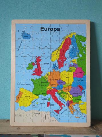 Houten puzzel Europa 96 stukjes  beschikbaar voor biedingen