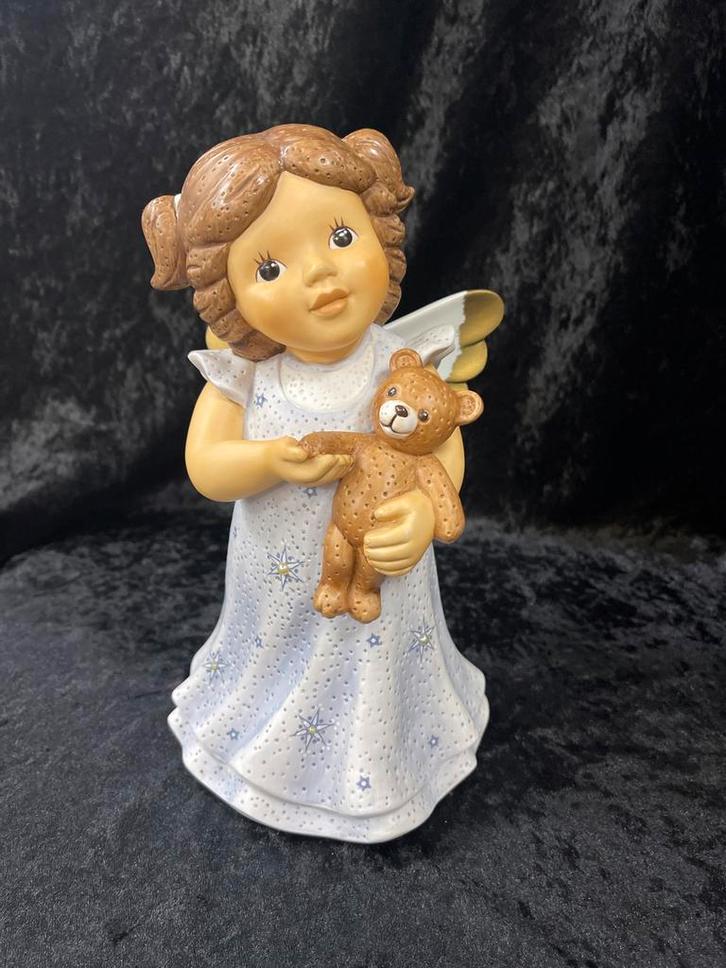 Goebel Engel Beeldje - 26 cm, Tuin en Terras, Tuinbeelden, Gebruikt, Engelenbeeld, Overige materialen, Ophalen of Verzenden