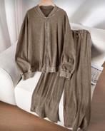 Kleding set Alyna Kaki (44-52), Verzenden, Nieuw, Bruin, Overige typen