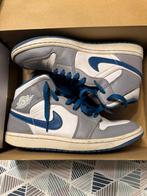 Air jordan 1 mid, Ophalen, Gebruikt, Schoenen