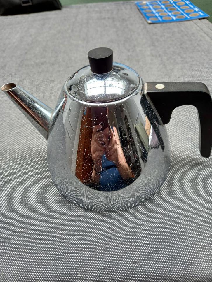 Vintage jaren '60 theepot van Daalderop., Huis en Inrichting, Keuken | Potten en Pannen, Gebruikt, Overige typen, Rvs, Ophalen of Verzenden