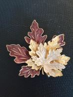 (M) Broche / Hanger. Herfst. Esdoorn blad.
6x6 cm., Ophalen of Verzenden, Zo goed als nieuw, 4 tot 7 cm, Bruin