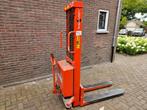 Goed werkende stapelaar met lader, Ophalen, Zo goed als nieuw