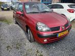 Renault Clio 1.4 16V RT 3DR 2005 2001 Rood, Auto's, Renault, Voorwielaandrijving, 1200 kg, Handgeschakeld, Grijs