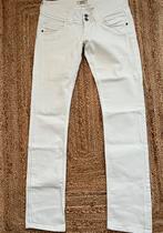 Nieuw  witte Pepe jeans spijkerbroek 29/32, Venus, Verzenden, Wit, Nieuw, W28 - W29 (confectie 36)