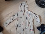 Leuk vest met rits en capuchon bootjes maat 98, Kinderen en Baby's, Kinderkleding | Maat 98, Ophalen of Verzenden, Zo goed als nieuw