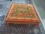Handgeschilderd Indiaas bajot tafeltje, Huis en Inrichting, Minder dan 45 cm, Minder dan 55 cm, Gebruikt, Indiaas
