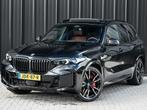 BMW X5 xDrive50e | M-SPORT | ICONIC GLOW | COMFORT ACCESS |, Gebruikt, 2395 kg, Met garantie (alle), Zwart