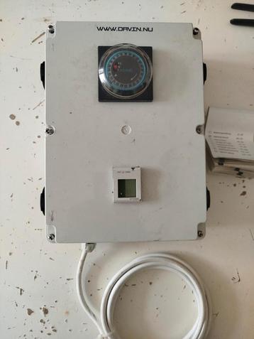 Tijdklok Schakelkast met 4 Aansluitingen beschikbaar voor biedingen